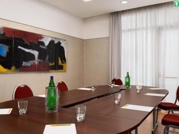 Hilton Garden Rome Airport 4* Fiumicino