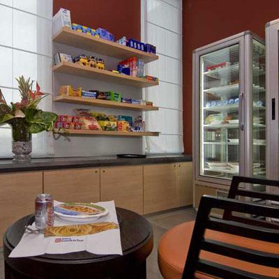 Hotel Hilton Garden Rome Airport 4*