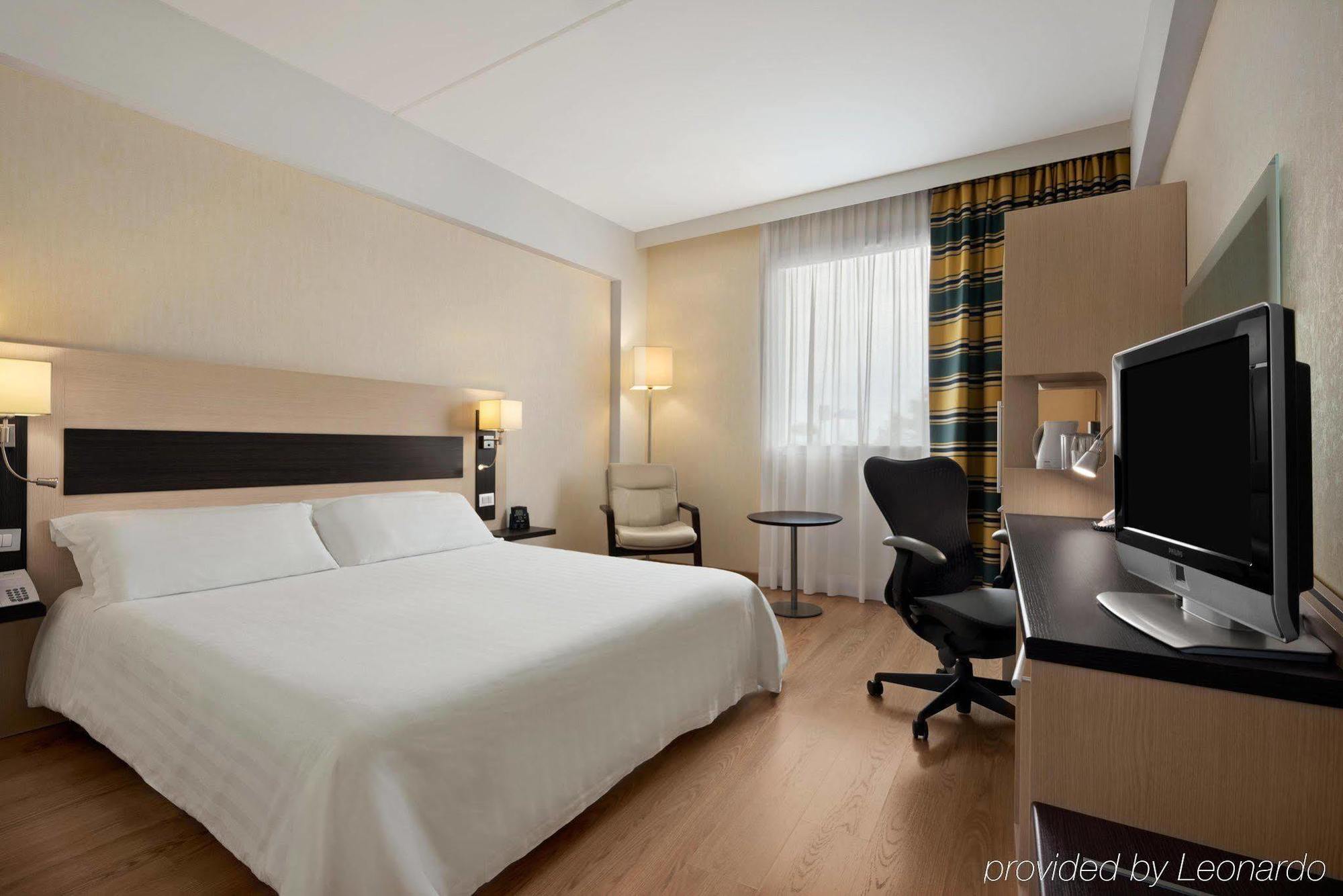 Hilton Garden Rome Airport